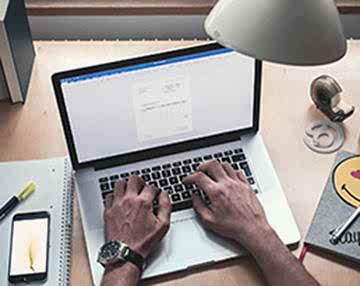 вакансия веб-программиста YIS