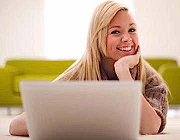 вакансия веб-программиста YIS